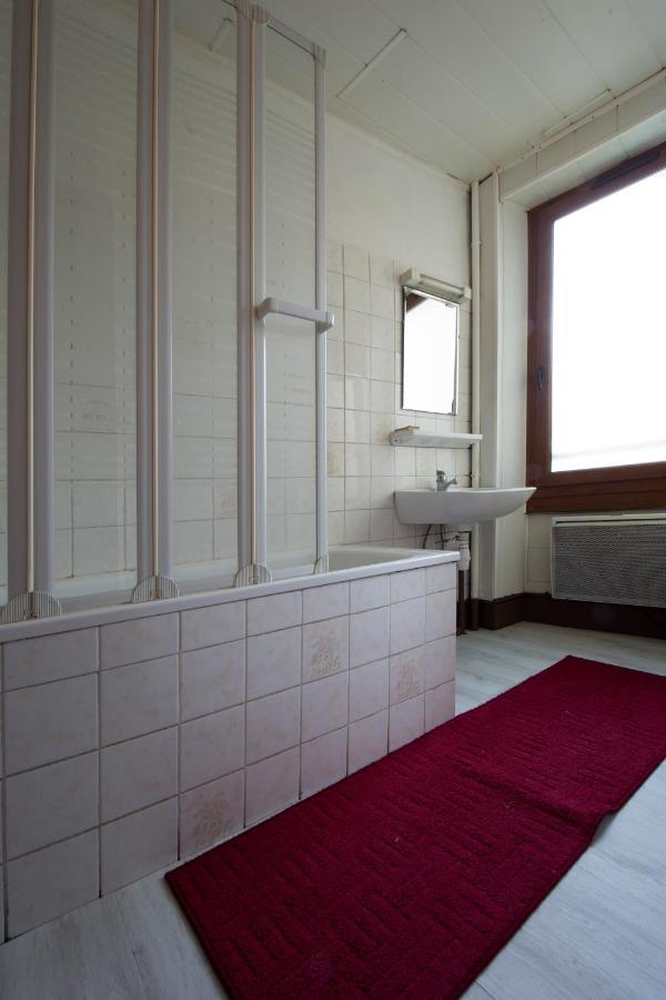 T1 Situe A 100 M Des Thermes Apartment Aix-les-Bains Luaran gambar