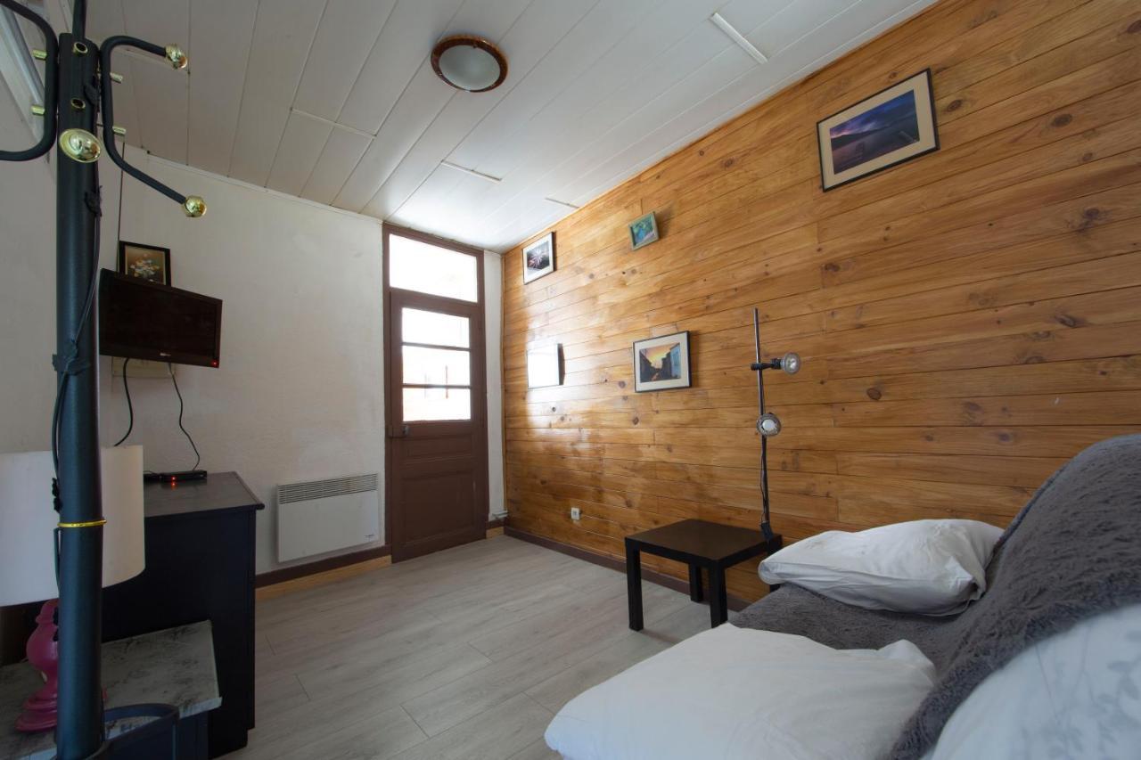 T1 Situe A 100 M Des Thermes Apartment Aix-les-Bains Luaran gambar